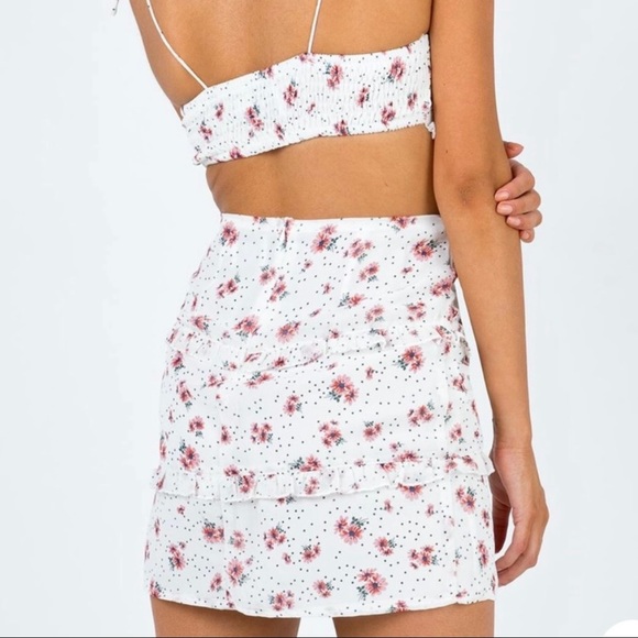 Princess Polly Adelita Set US4 - Picture 2 of 2